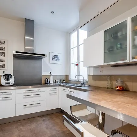 Veeve - Madeleine Majesty * باريس