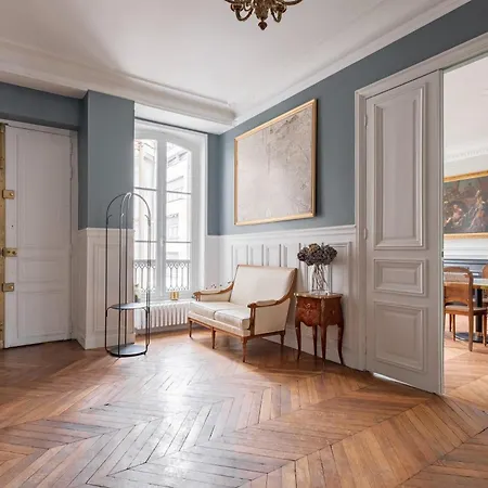 Veeve - Madeleine Majesty شقة باريس